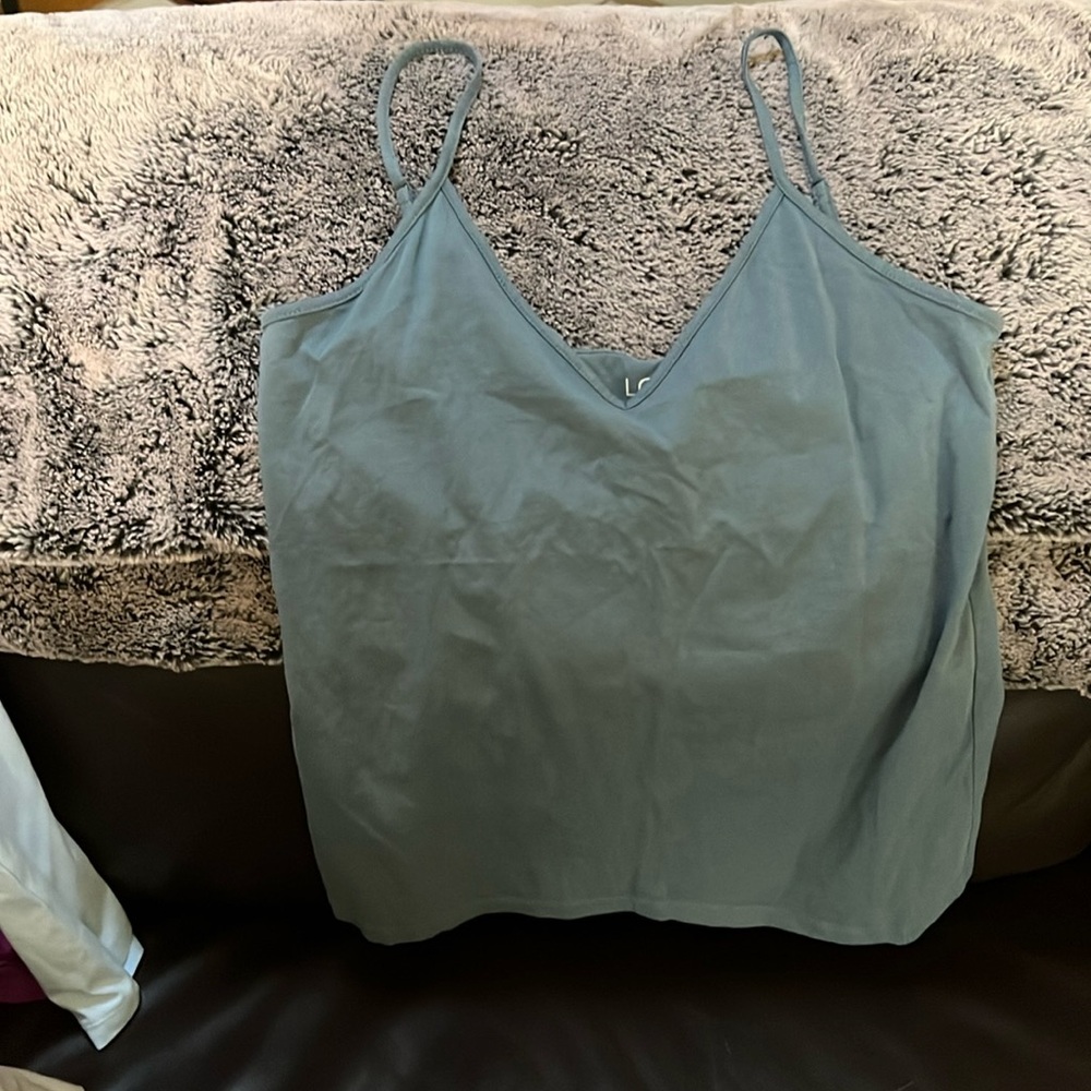 Loft medium under shirt